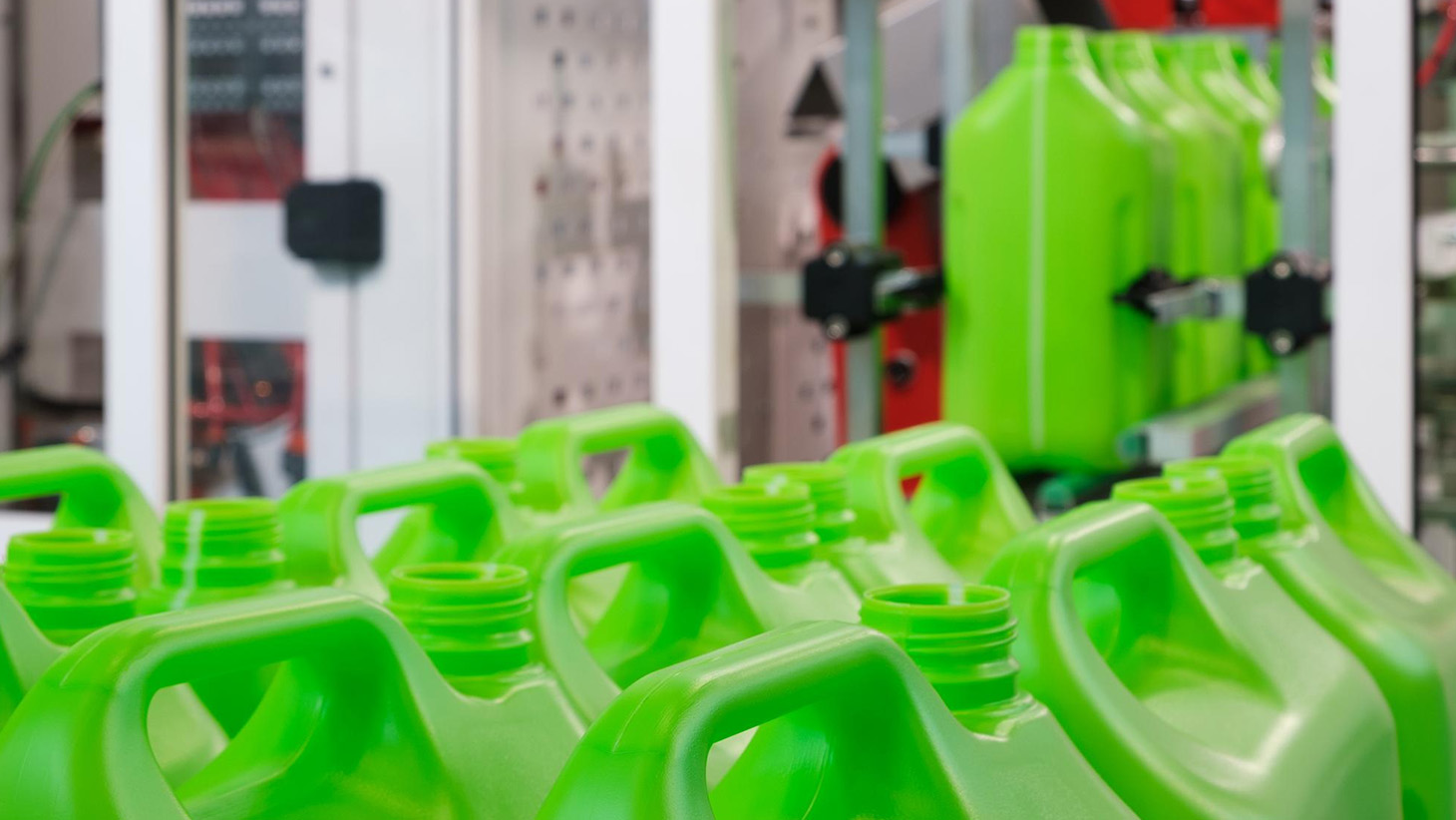 Come rendere la produzione di plastica più efficiente e sostenibile?